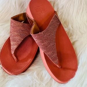 EUC Fitflop Rust-Colored‎ Sandals with Textured X-Strap Size 8